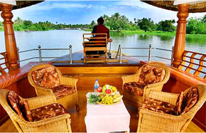 alleppey kumarakom houseboat cruise